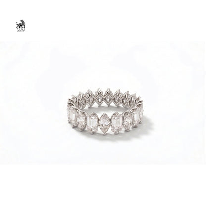 Alternating Radiant & Oval-Cut Scalloped Eternity Band