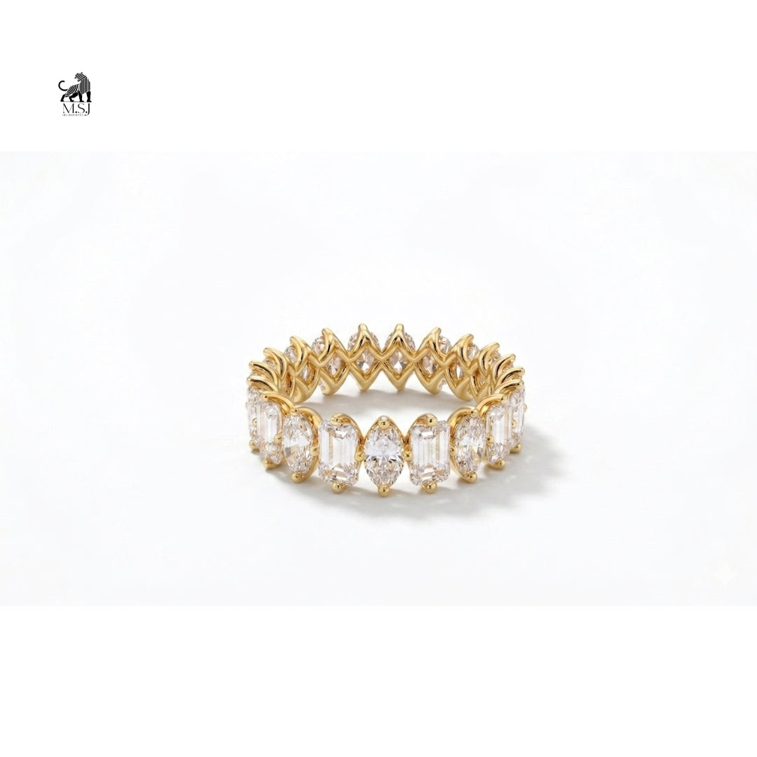 Alternating Radiant & Oval-Cut Scalloped Eternity Band