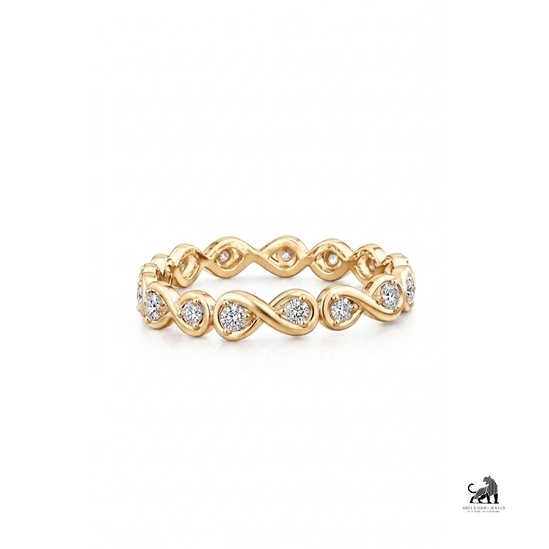 Infinity-Inspired Round Diamond Eternity Band in yellow gold