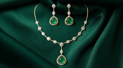The Verdant Cabochon Suite