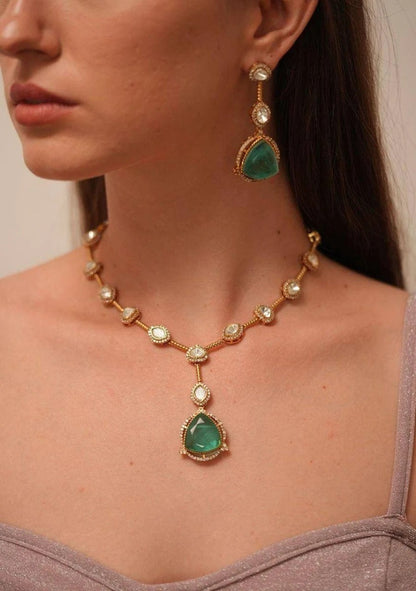 The Verdant Cabochon Suite
