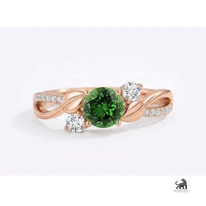 Emerald Round-Cut Gemstone Twist Band Ring
