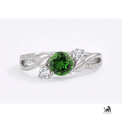 Emerald Round-Cut Gemstone Twist Band Ring