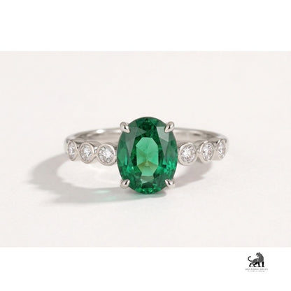 Emerald Oval-Cut Gemstone Bezel Accent Ring