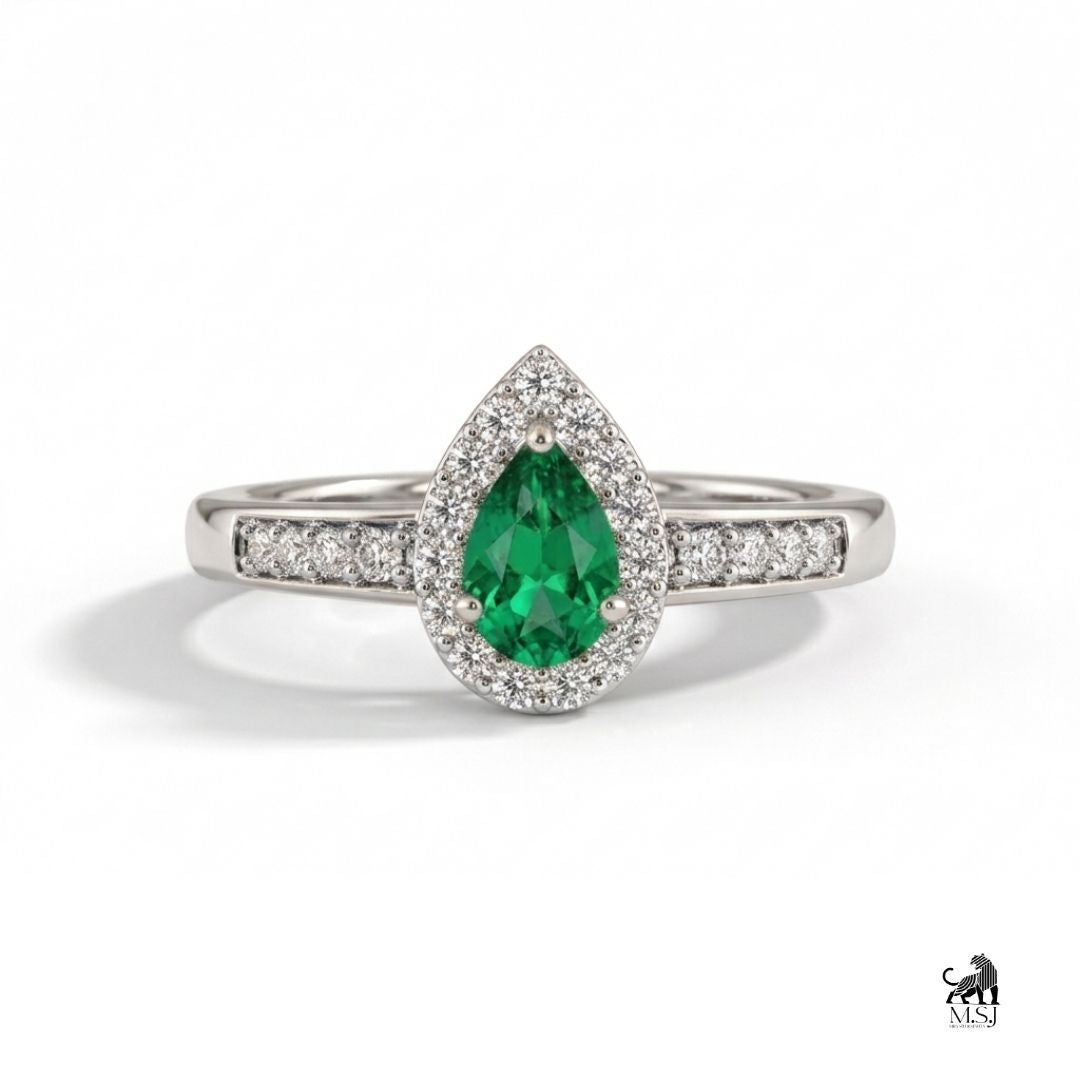 Emerald Pear-Cut Halo Diamond Engagement Ring
