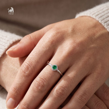 Emerald Cushion-Cut Gemstone Halo Ring
