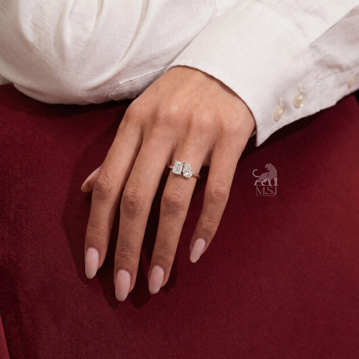 Pear & Emerald Diamond Toi et Moi Ring