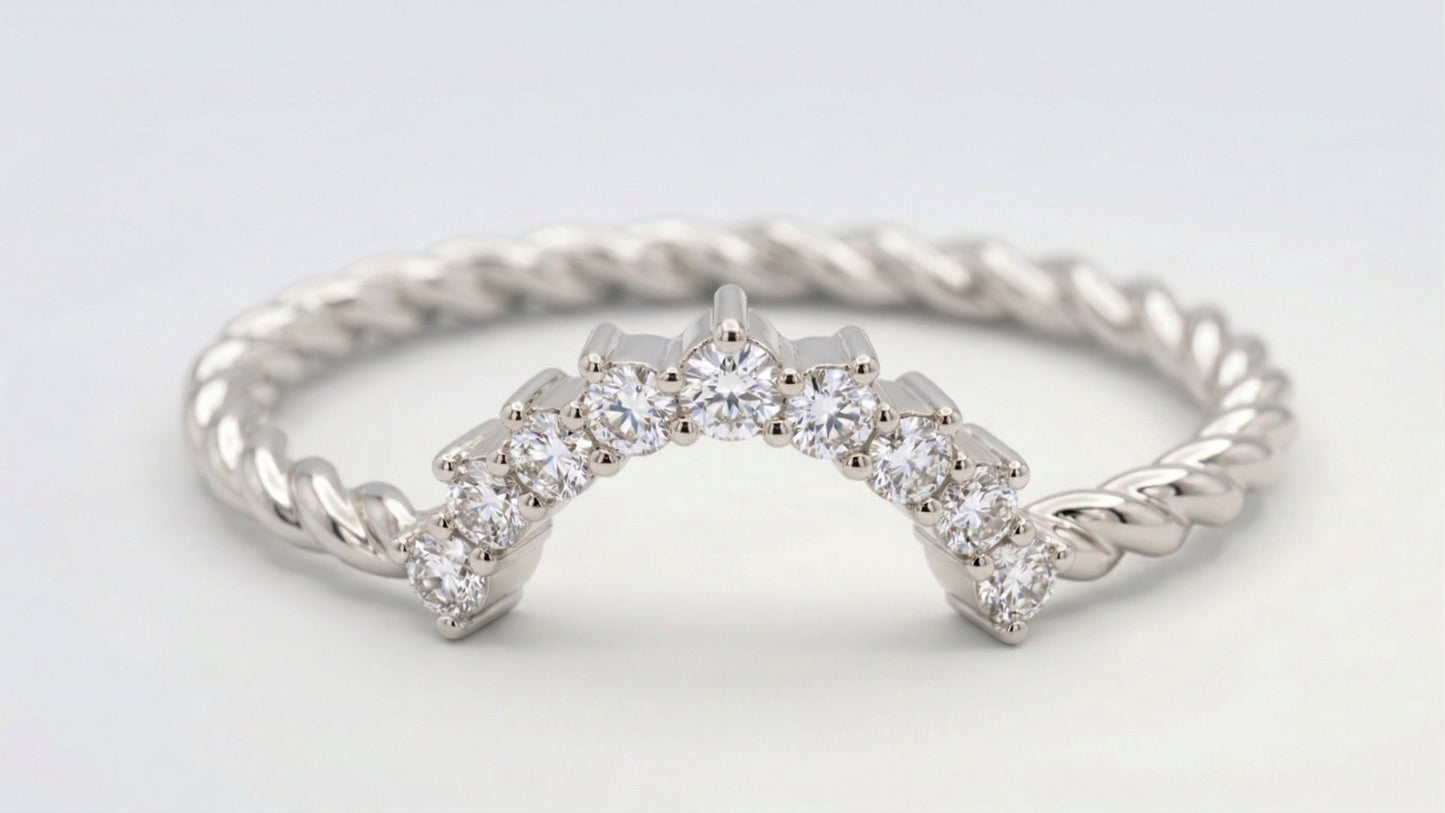 The Geometric Halo Solitaire