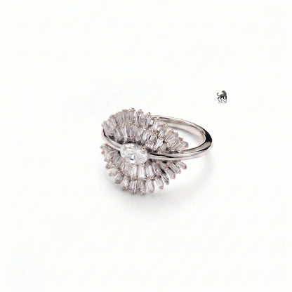 Oval Lab-Grown Diamond with Tapered Baguette Fan Ring