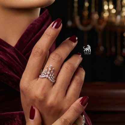 Radiant Round Lab-Grown Diamond Crown Ring