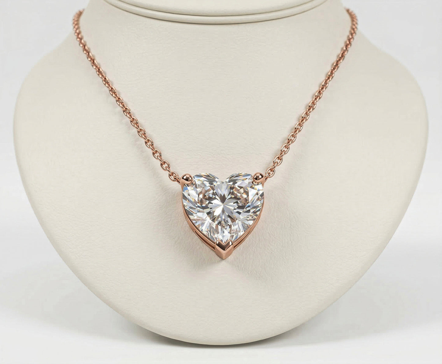 Valora Heart Pendant Necklace