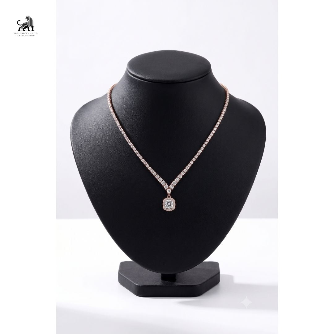 Éclat Cushion Halo Diamond Necklace in rose gold