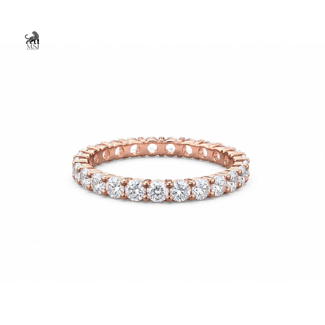 Round-Cut Shared Prong Diamond Eternity Band