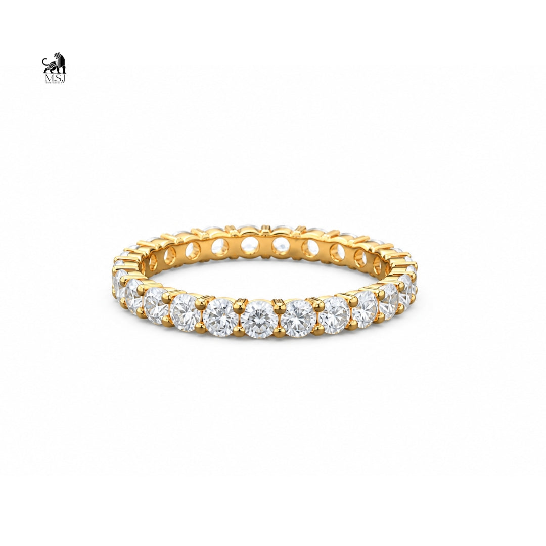 Round-Cut Shared Prong Diamond Eternity Band