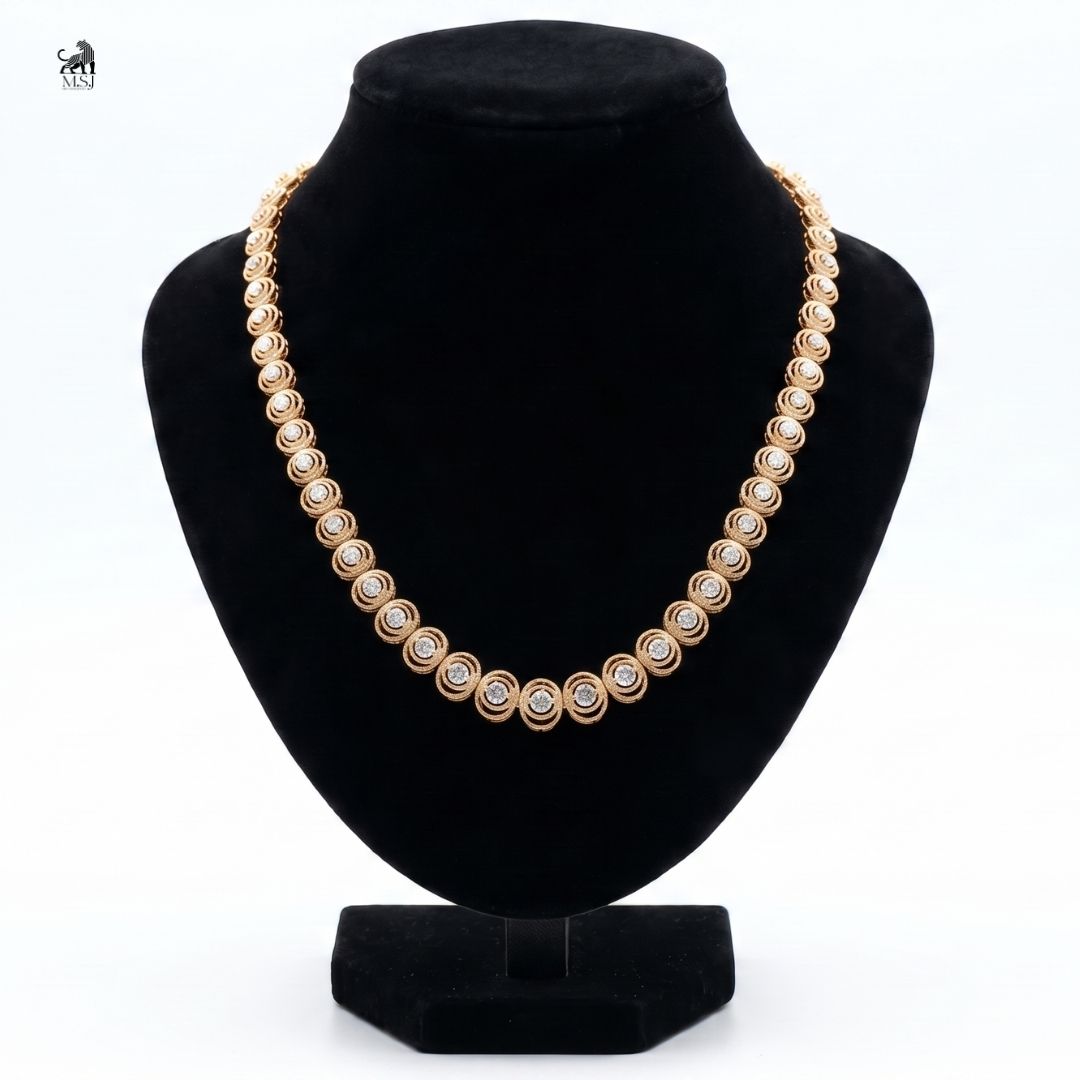 Aurelia Halo-Link Diamond Necklace in yellow gold