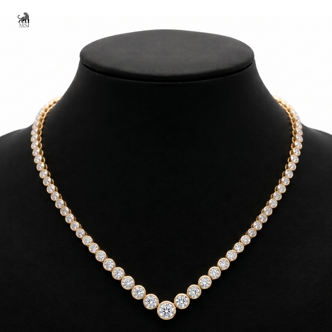 Aurelia Graduated Round Diamond Necklace in yellow gold