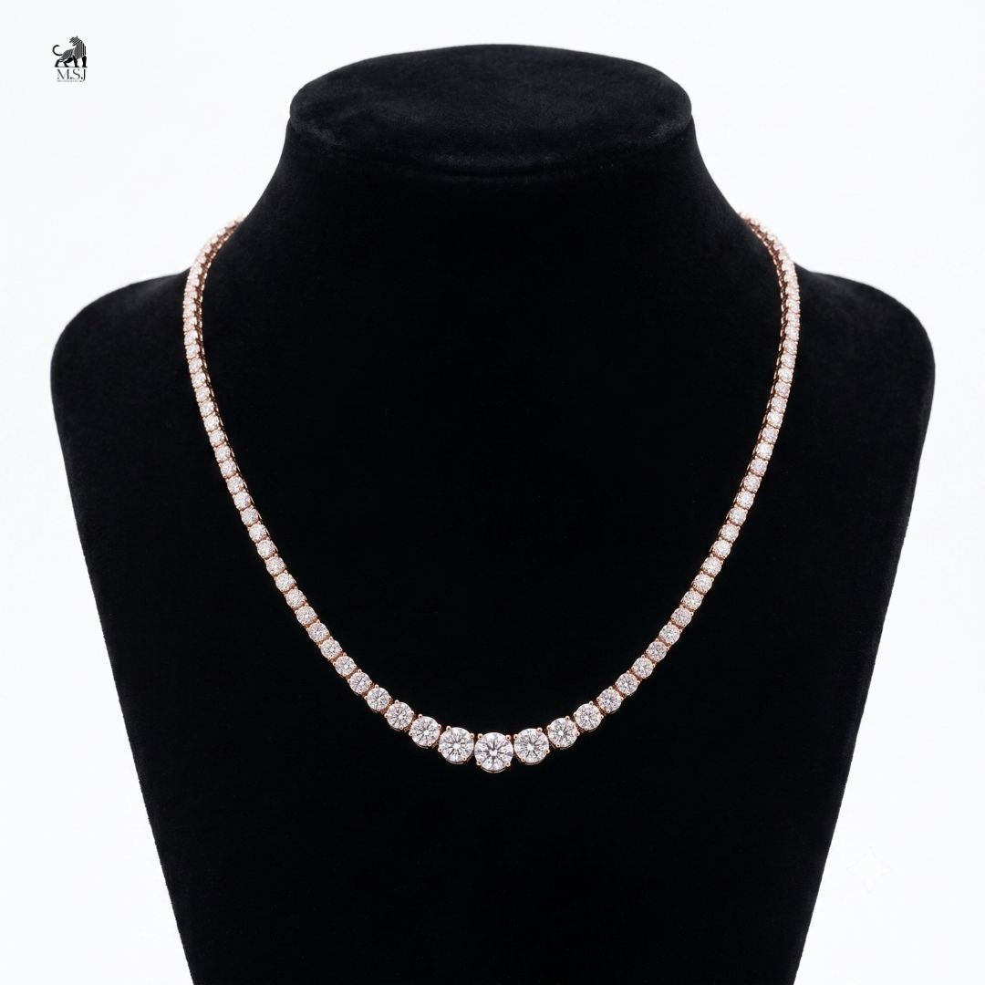 Aurelia Graduated Diamond Necklace in rose gold