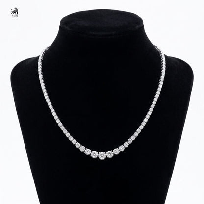 Aurelia Graduated Diamond Necklace in white gold