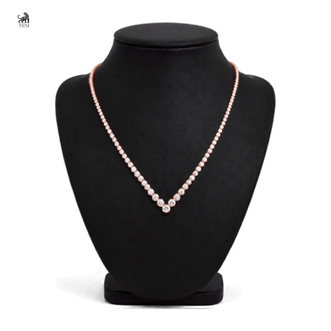 Vela Diamond V-Contour Necklace in rose gold