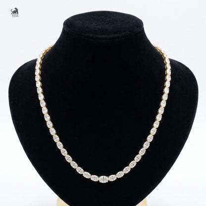 Élan Oval Diamond Riviera Necklace in yellow gold