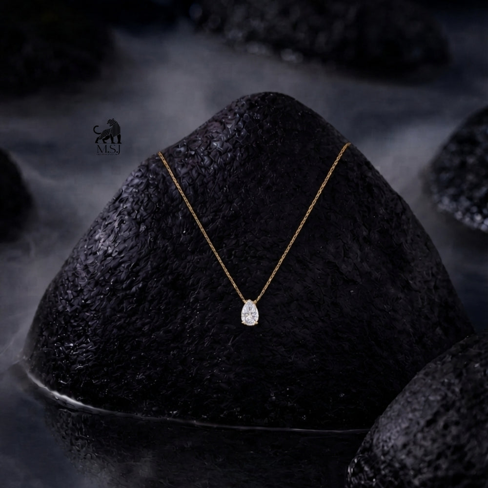 The Pear Solitaire Pendant