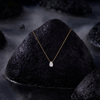 The Pear Solitaire Pendant