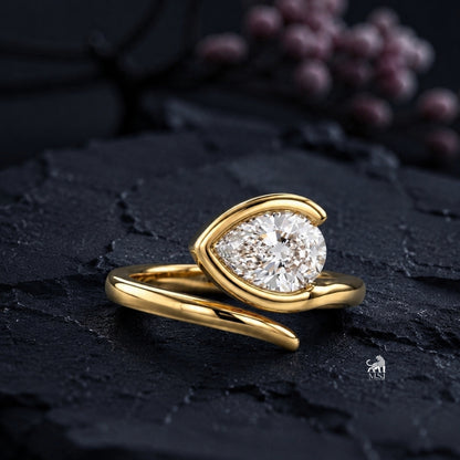 The Pear Wrapped Solitaire