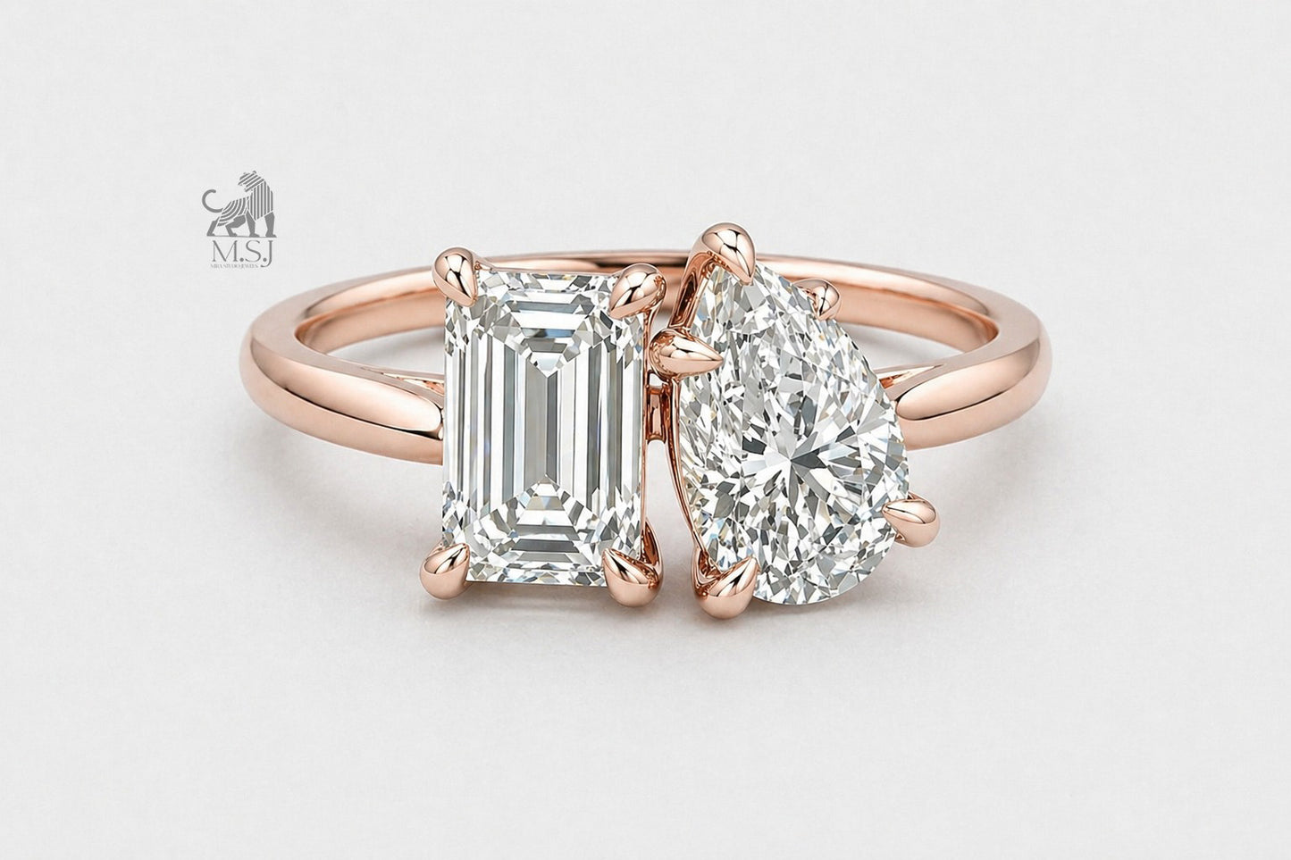 Pear & Emerald Diamond Toi et Moi Ring