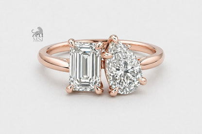 Pear & Emerald Diamond Toi et Moi Ring