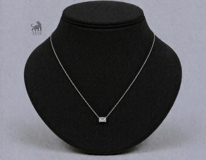 Elowen Diamond Pendant Necklace in white gold
