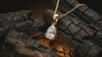 The Pear Solitaire Pendant