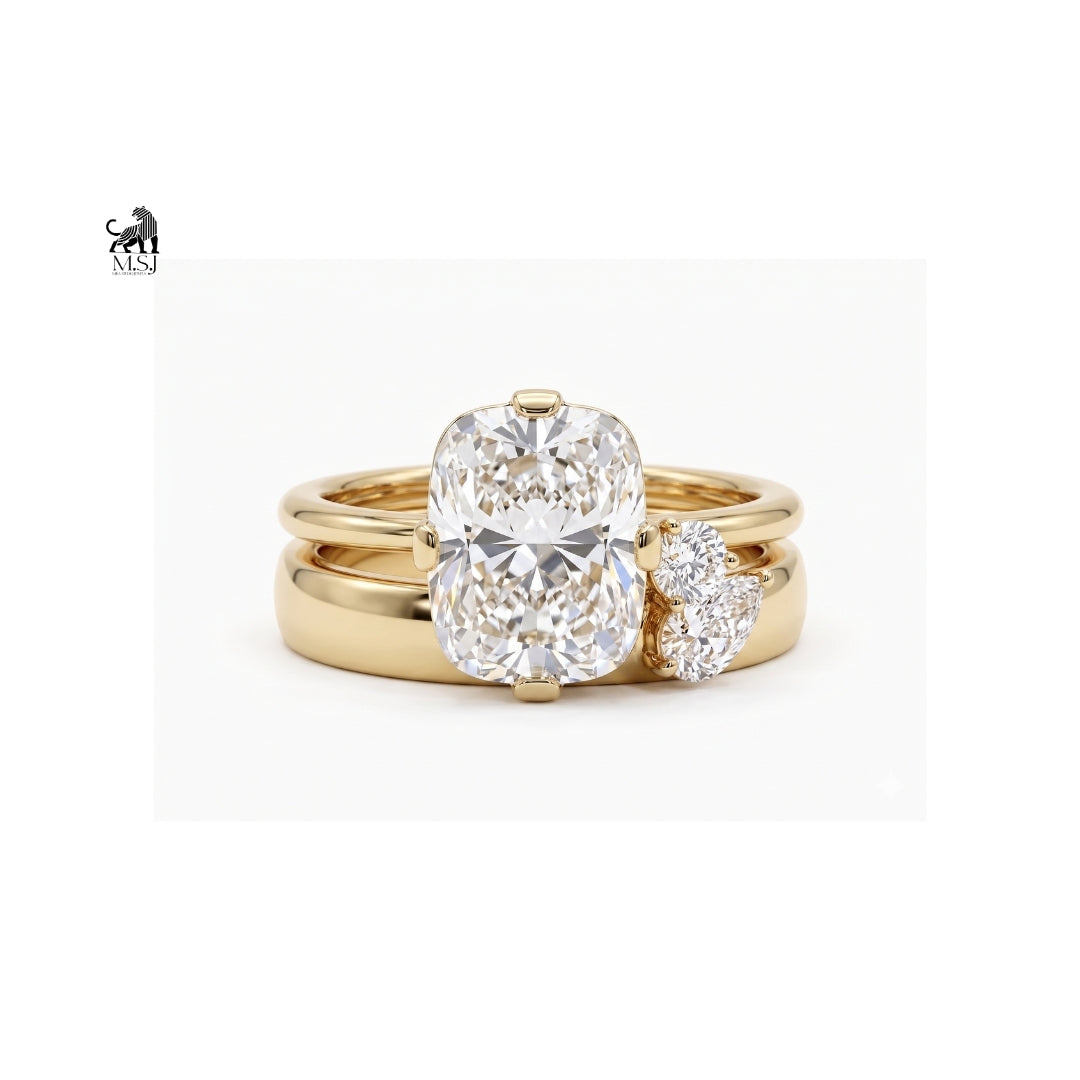 Everly Cushion-Cut Diamond Bridal Ring Set