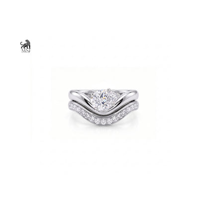 Aurelia Oval Diamond Chevron Bridal Ring Set