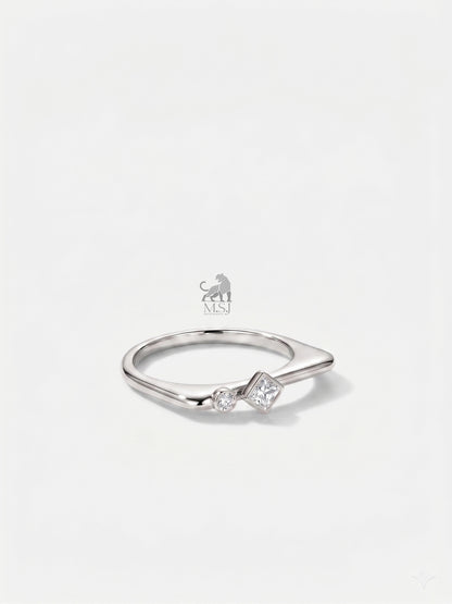 The Duo Gleam Geometric Diamond Ring in white gold