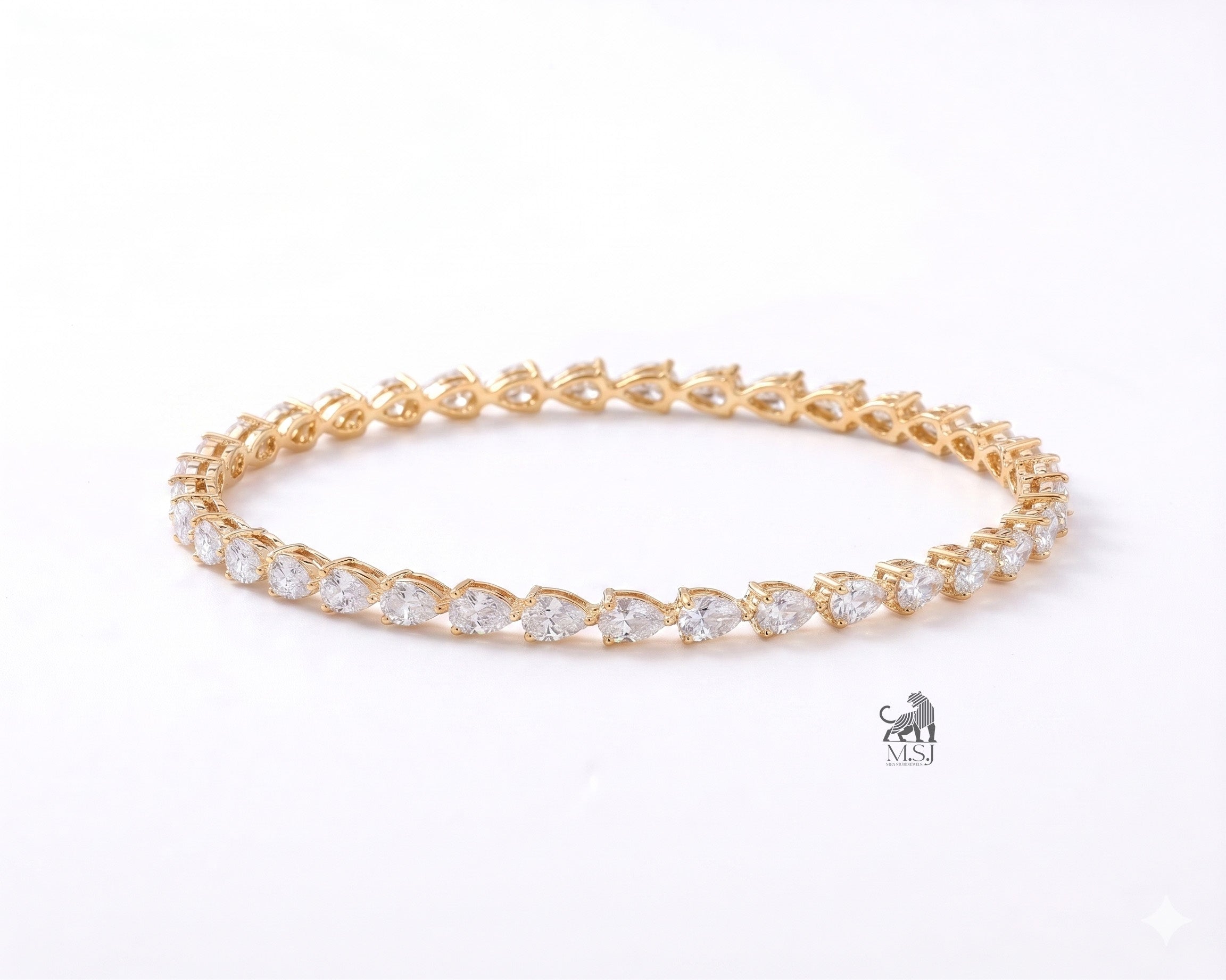 Pear-Cut Diamond Tennis Bangle
